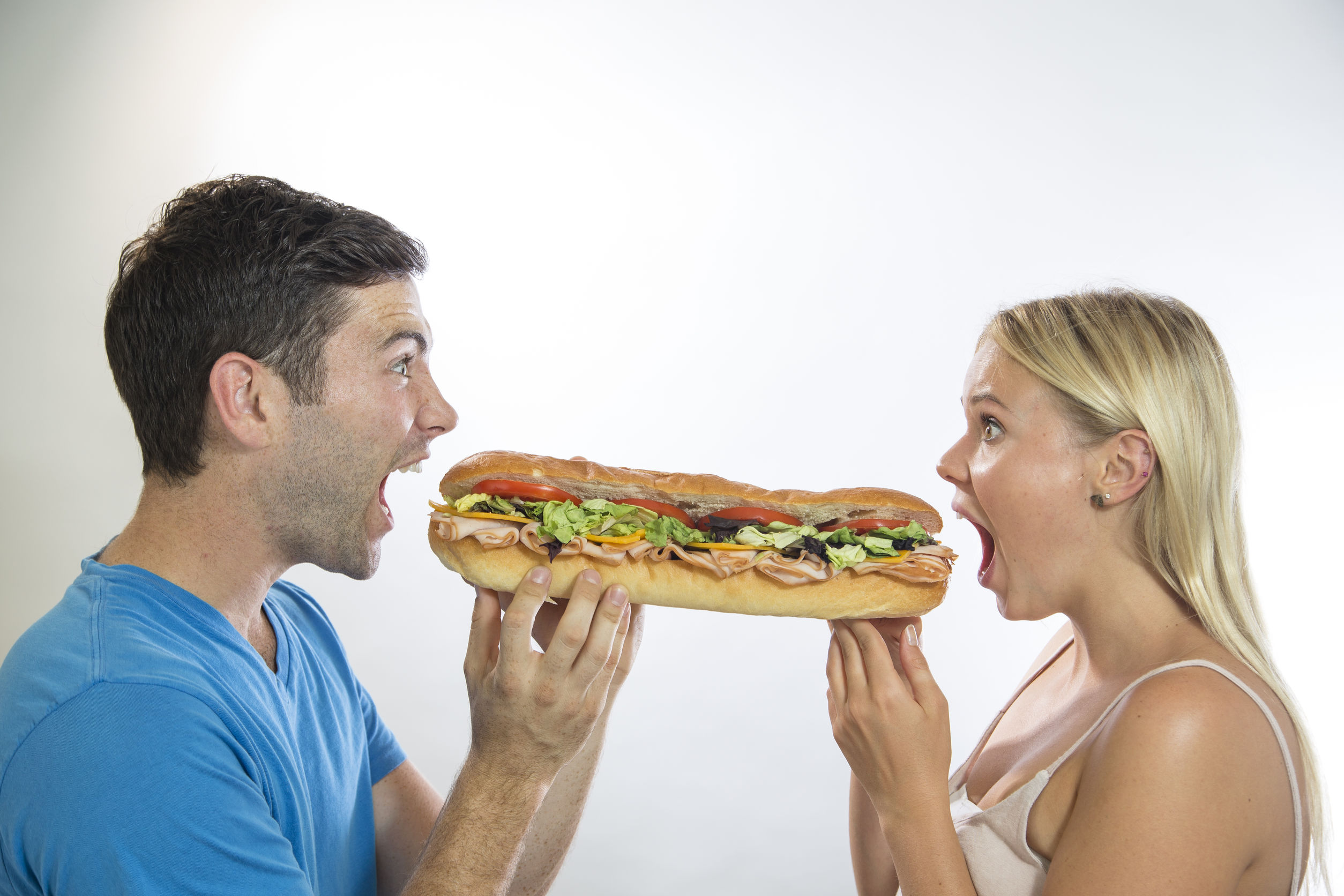 Man eats woman out